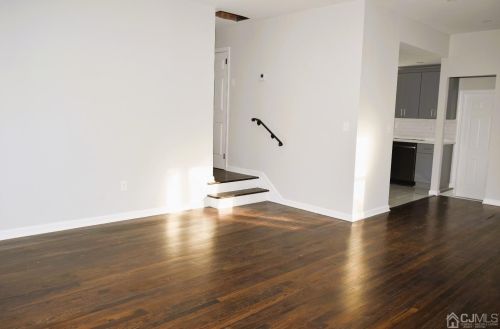 38 Wall St, Metuchen NJ  08840-2858 exterior