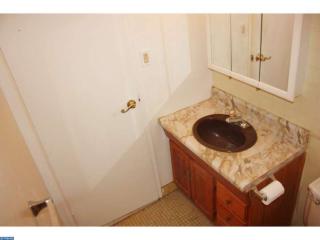 2533 Forest Ln, Collegeville PA  19473-1078 exterior