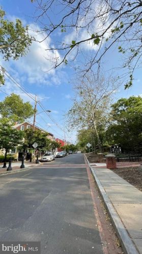 954 Lamberton St, Trenton NJ 08611-3412 exterior