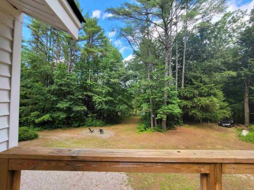 160 Drew Rd, Hopkinton NH  03229-2214 exterior