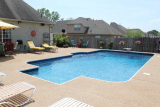 12310 Afton Pl, Lakeland, TN 38002-8745