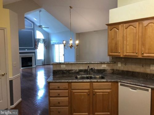 33 Chancery Ct, Souderton PA  18964-2903 exterior