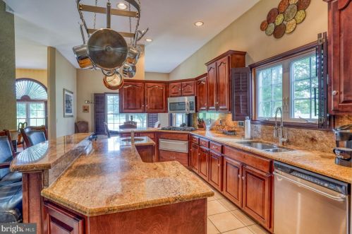 231 Crosby Knl Cir, Dover DE  19904-1098 exterior