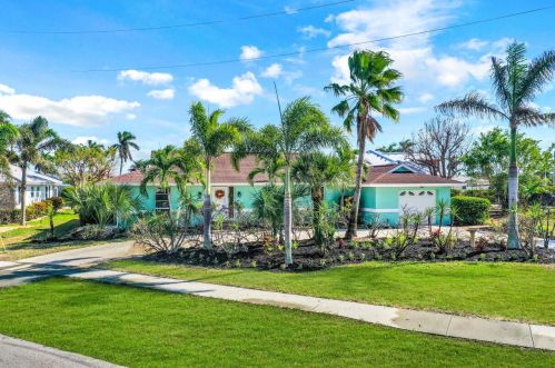 441 Yellowbird St, Marco Island, FL 34145-3623