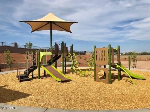 28819 131st Dr, Peoria, AZ 85383