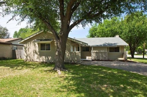 1407 Provincetown Ln, Richardson TX  75080-4146 exterior