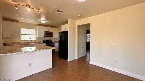 5304 6 St, Lehigh Acres FL exterior