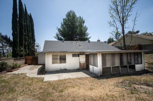 22317 Cheraw Dr, Santa Clarita, CA 91350-1546
