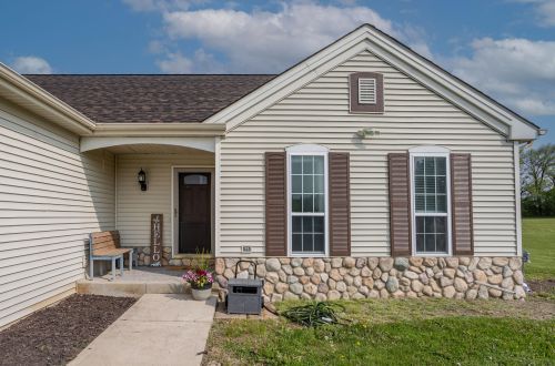 4953 Romans Way, Colgate WI  53017-9112 exterior