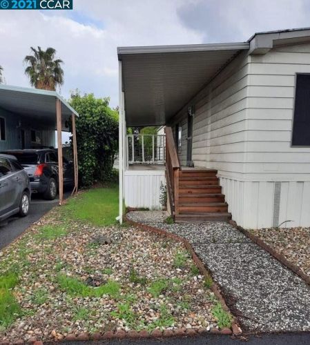 26 Surf Dr, West Pittsburg, CA 94565-5402
