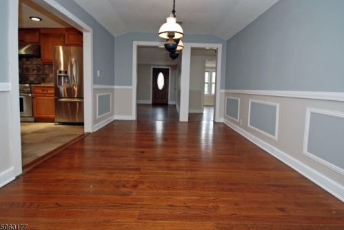 35 Old Smalleytown Rd, Warren NJ  07059-5438 exterior