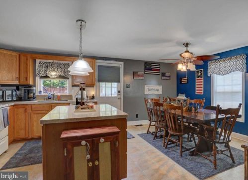 14832 Molly Pitcher Hwy, Upton PA 17225-9457 exterior