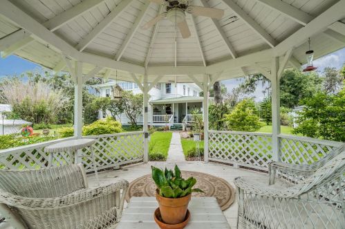 37620 Meridian Ave, Dade City FL  33525-3716 exterior