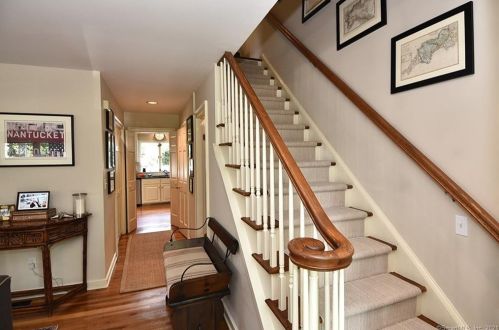 181 Richmond Hill Rd, New Canaan, CT 06840-5307