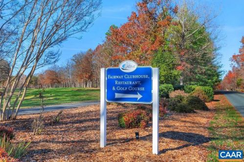 27 Bearwood Dr, Bybee VA  22963-2843 exterior