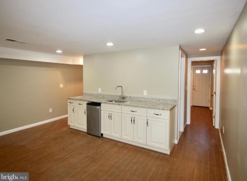 321 T St, Washington DC 20001-4119 exterior