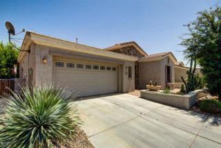 5175 Peach Willow Ln, Gilbert, AZ 85298-2717