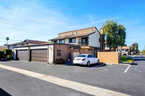 9932 Hidden Way, Garden Grove CA  92841-5281 exterior