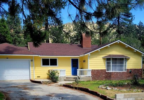 950 Evergreen Rd, Wrightwood, CA