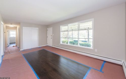 101 Mine Hill Rd, Oxford NJ  07863-3064 exterior