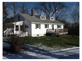 5696 Som Center Rd, Cleveland, OH 44139-2081