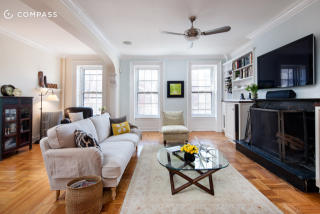 147 Bergen St, Brooklyn, NY 11217-2209