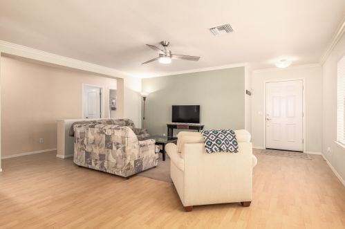 9072 80 Ln, Peoria AZ 85382-4417 exterior