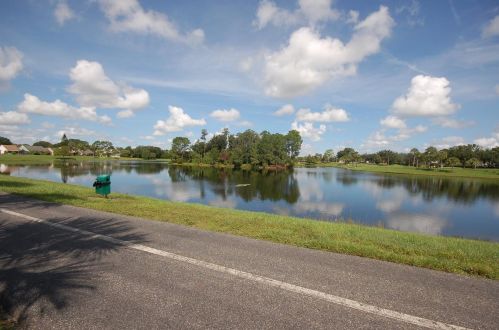 536 White River Dr, Orlando FL  32828-8938 exterior