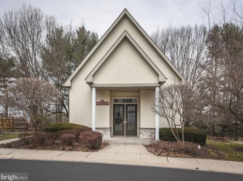 167 Meadow View Ln, Lansdale PA  19446-5930 exterior