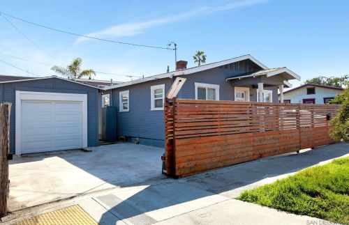 3669 Orange Ave, San Diego, CA 92104-2353
