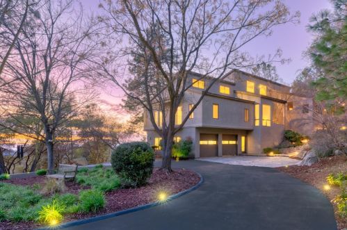 11001 Shire Ct, Grass Valley, CA 95949-9799