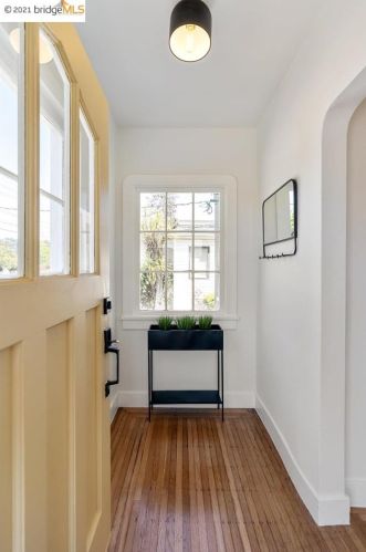 1360 Virginia St, Berkeley CA  94702-1459 exterior