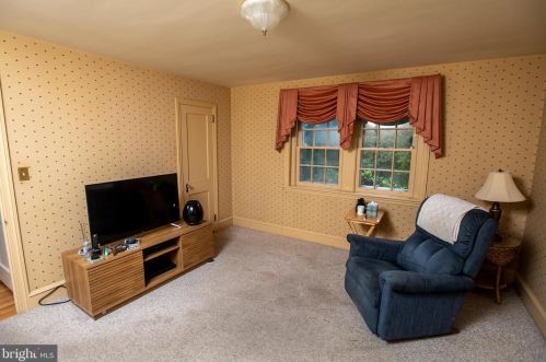 632 Towamencin Ave, Lansdale PA  19446-3441 exterior