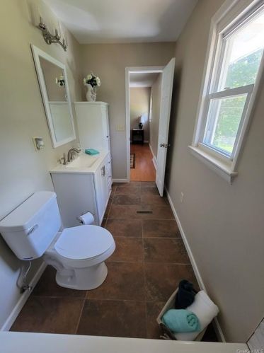 26 Tower Hill Dr, Washingtonville NY  10992-1009 exterior