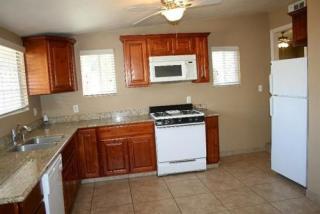 1316 San Pablo Ave, Fresno, CA 93728-2037