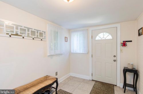 1232 Evansburg Rd, Collegeville, PA 19426-1020
