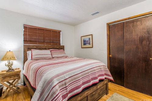 2099 4th Ln, Big Bear City CA  92314-9560 exterior