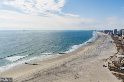 1824 Arkansas Ave, Atlantic City NJ  08401-1502 exterior