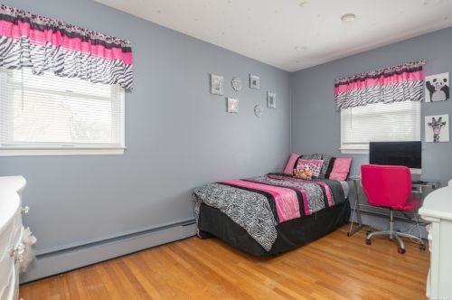 15 Grossman St, Huntington Station NY 11747-2905 exterior