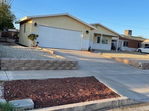 16132 Pamela St, Victorville CA  92395-3632 exterior
