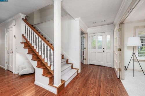 275 Laurel Dr, Danville, CA 94526-4028