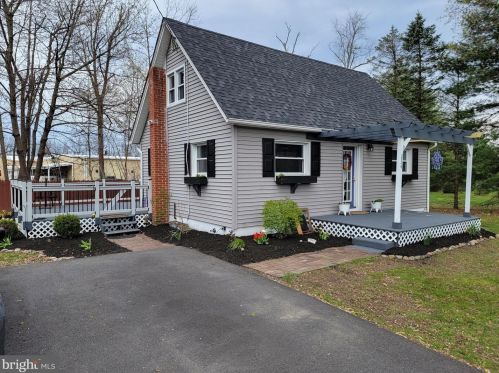 234 Mount Bethel Hwy, Bangor, PA 18013-5239