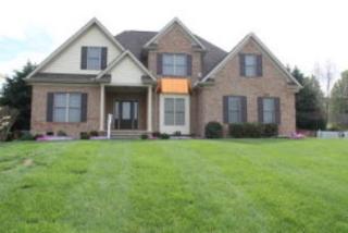 5220 Summer Rose Blvd, Knoxville, TN 37918-8135