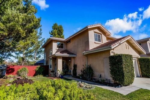 26812 Sack Ct, Santa Clarita, CA 91351-6936