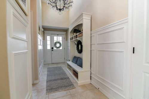 27 Constantine Way, Mount Sinai, NY 11766-3000
