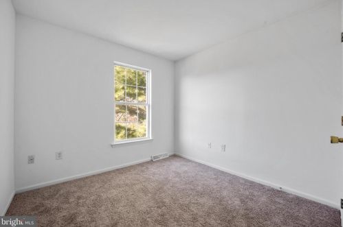 922 Gray St, New Castle DE 19720-6035 exterior