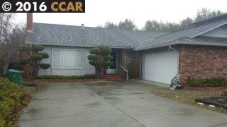 4048 Marcas St, Pinole, CA 94564-1026