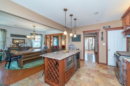 628 Main St, West Paterson NJ  07424-1020 exterior