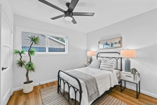 4031 Datcho Dr, San Diego CA 92117-4621 exterior