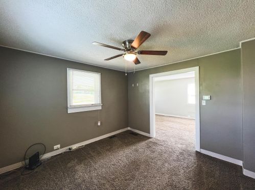 922 Virginia Ave, Florence KY  41042-1731 exterior